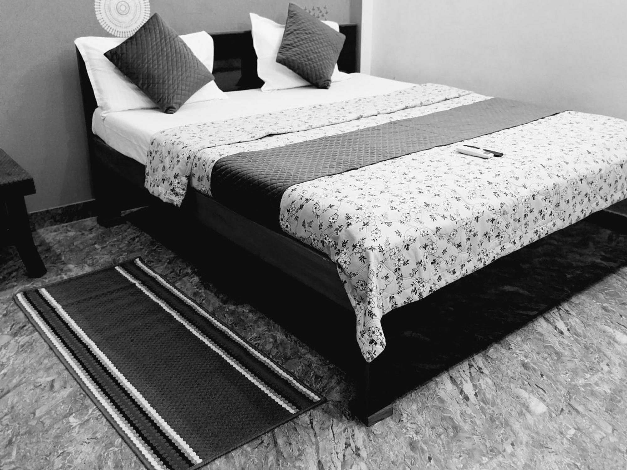 Krishna Ji Paying Guest house